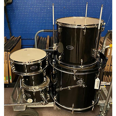 PDP CENTER STAGE Drum Kit