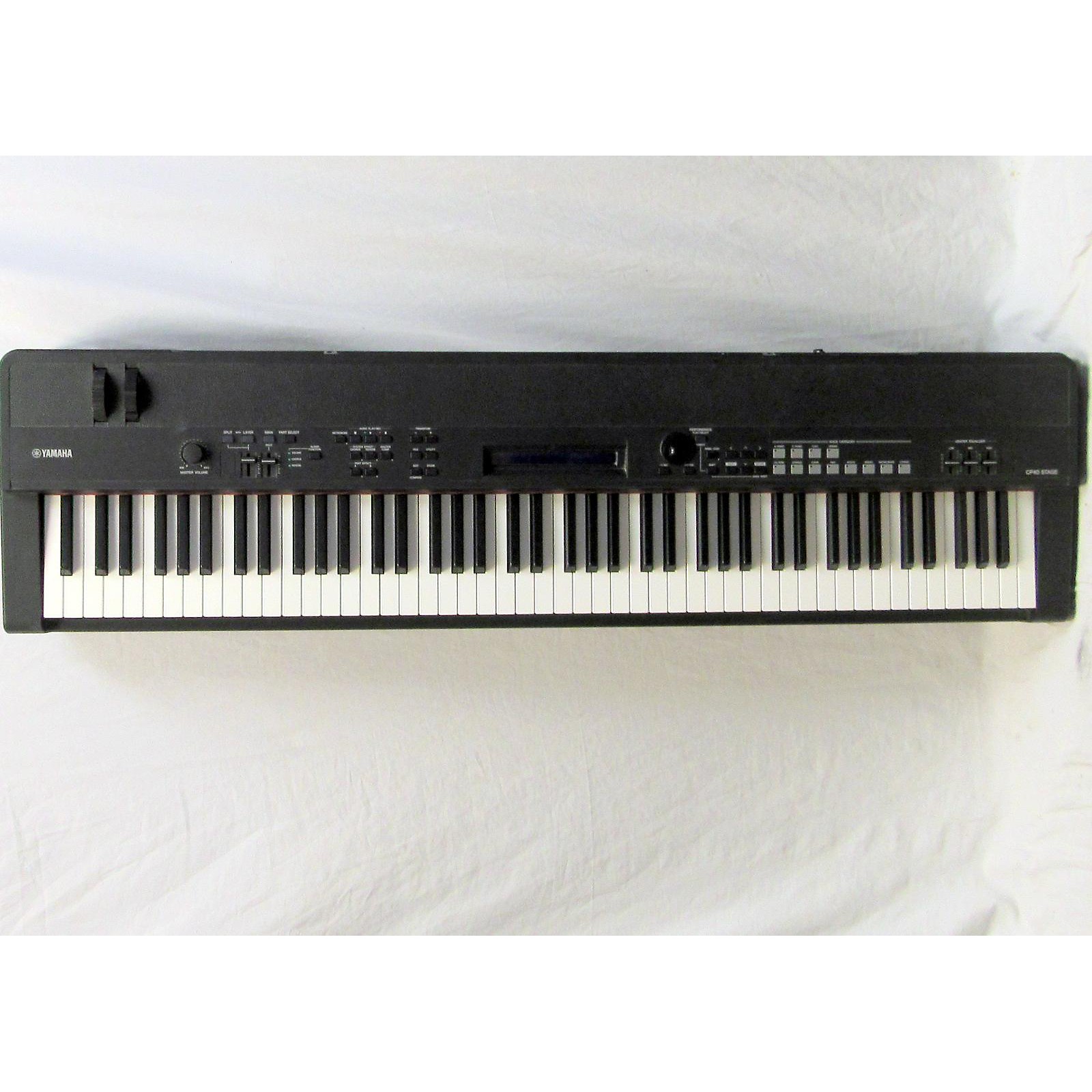 Used Yamaha CP40 Stage Piano Musician's Friend