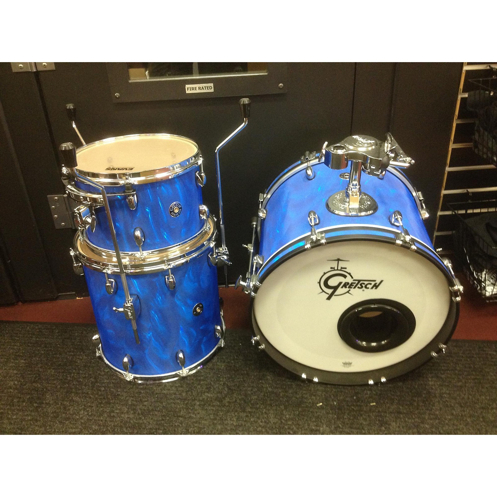 used-gretsch-drums-catalina-club-jazz-series-drum-kit-blue-satin-flame