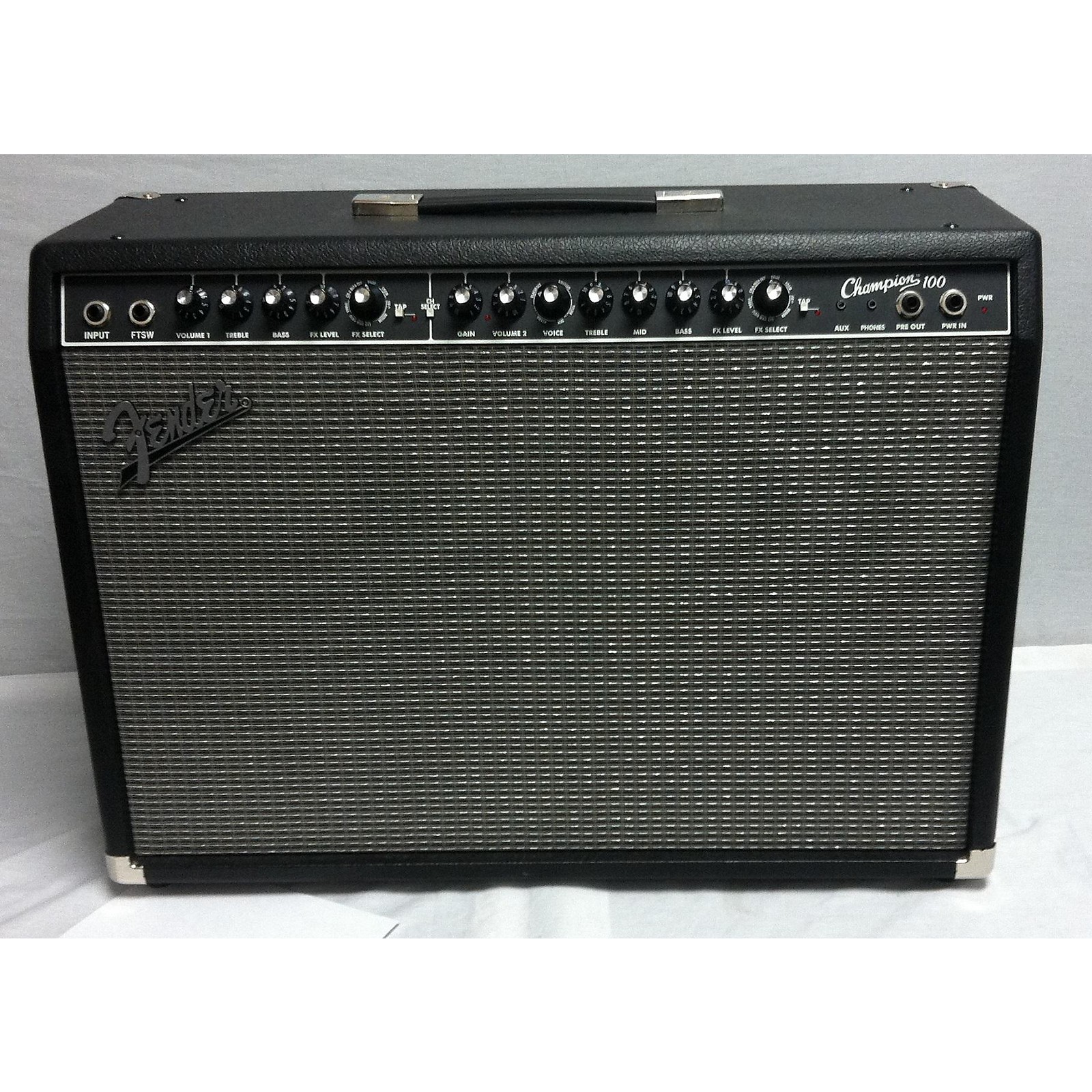 Used Fender Champion 100 Guitar Combo Amp | Musician's Friend