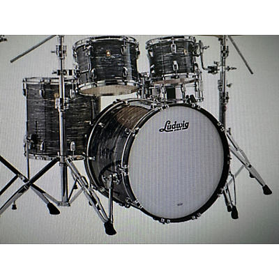 Ludwig Classic Maple Drum Kit