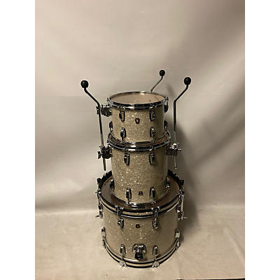 Ludwig Classic Maple Drum Kit