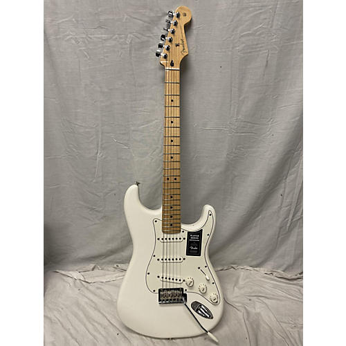 Fender Classic Player '50s Stratocaster Solid Body Electric Guitar White