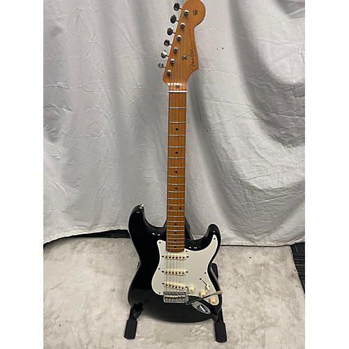 Fender Classic Series 1950S Stratocaster Solid Body Electric Guitar Black
