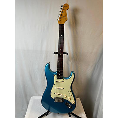 Fender Classic Series '60s Stratocaster Solid Body Electric Guitar