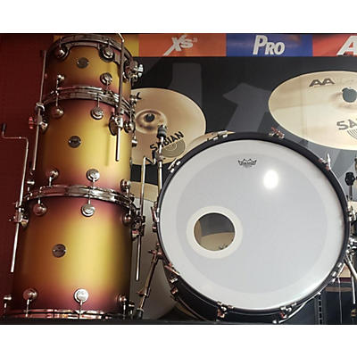 DW Classic Series Drum Kit