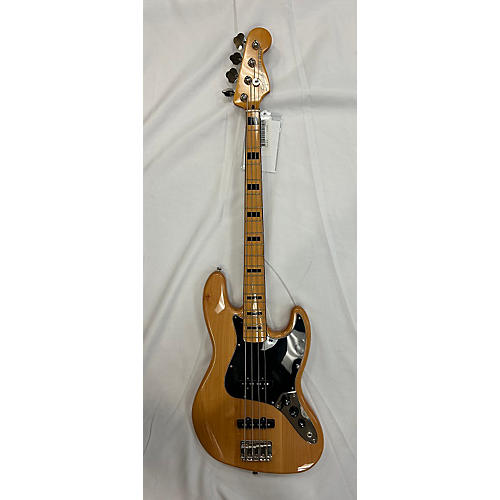 Squier Classic Vibe 70s Jazz Bass Electric Bass Guitar Butterscotch