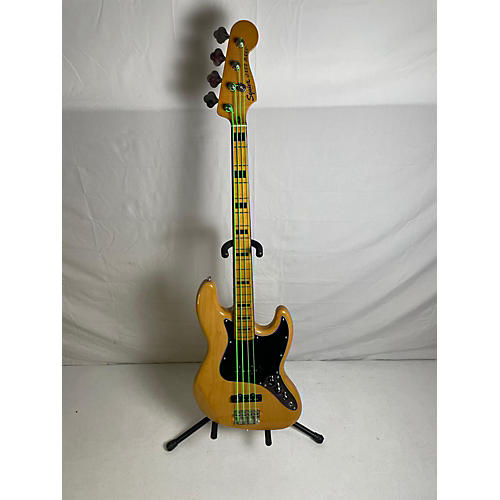 Squier Classic Vibe 70s Jazz Bass Electric Bass Guitar Natural