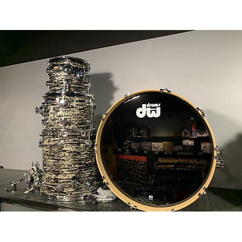 DW Collector's Series Drum Kit Black Oyster Glass