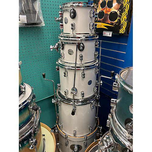 PDP Concept Maple Drum Kit pearlescent white