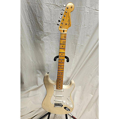 Fender Custom Shop Eric Clapton Signature Stratocaster Journeyman Relic Solid Body Electric Guitar Aged White Blonde