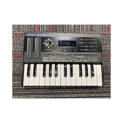 Roland D-05 Synth W/ Km-25 Synthesizer