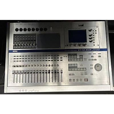 Korg D16XD Mixing Console