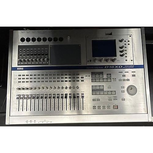 KORG D16XD Mixing Console