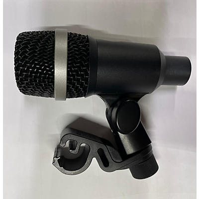 AKG D40 Dynamic Microphone