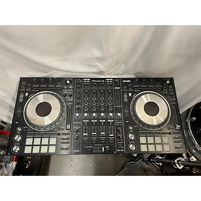 Pioneer DJ DDJSZ2 DJ Controller