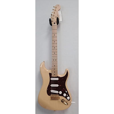 Fender DELUXE STRATOCASTER MIM Solid Body Electric Guitar