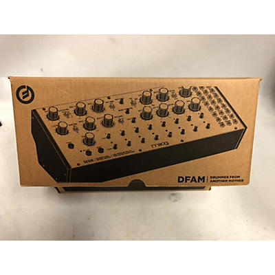 Moog DFAM Synthesizer