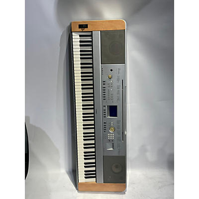 Yamaha DGX-205 Keyboard Workstation