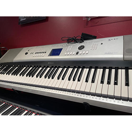Yamaha DGX 530 Arranger Keyboard