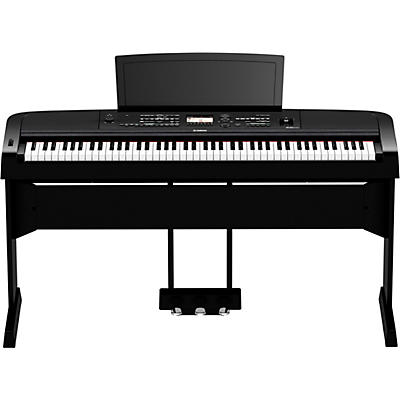 Yamaha DGX-670 Keyboard With Matching Stand & Pedal -