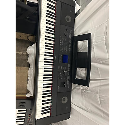 Yamaha DGX660B Portable Keyboard