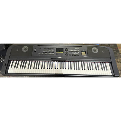Yamaha DGX670 Arranger Keyboard
