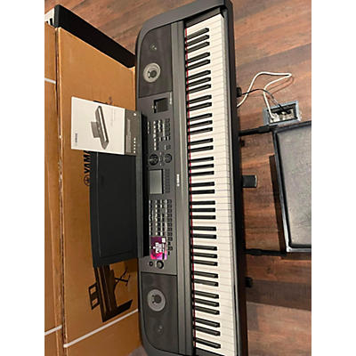 Yamaha DGX670 Digital Piano