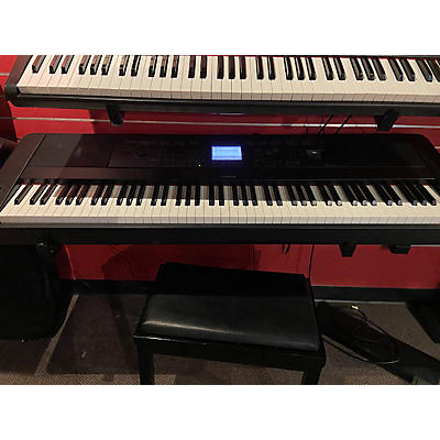 Yamaha DGX670 Stage Piano