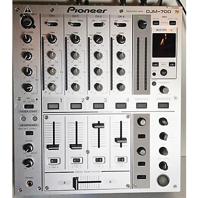Pioneer DJ DJM-700 DJ Mixer