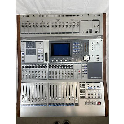 Tascam DM3200 Powered Mixer