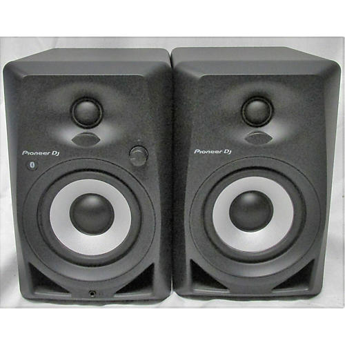 DM40BT Powered Monitor