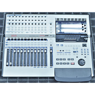 Akai Professional DPS 24 Powered Mixer