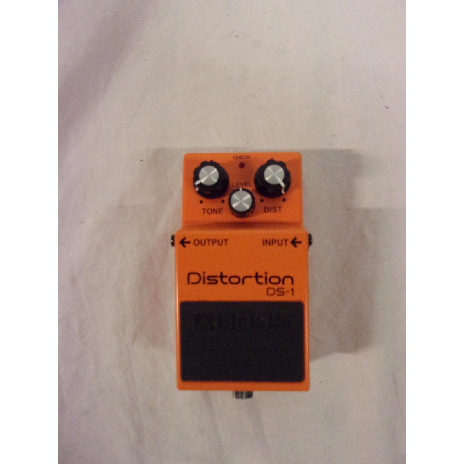 Used Boss DS1 Distortion Effect Pedal Musician's Friend