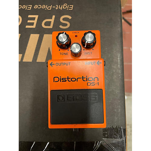 BOSS DS1 Distortion Effect Pedal