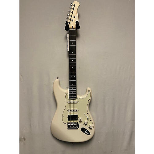Donner DST -152W Electric Guitar Pack Olympic White | Musician's