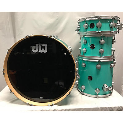DW DW 4-Piece Collector's Series Santa Monica Shell Pack With Satin Chrome Hardware Drum Kit