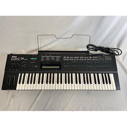 Yamaha DX7 II FD Synthesizer