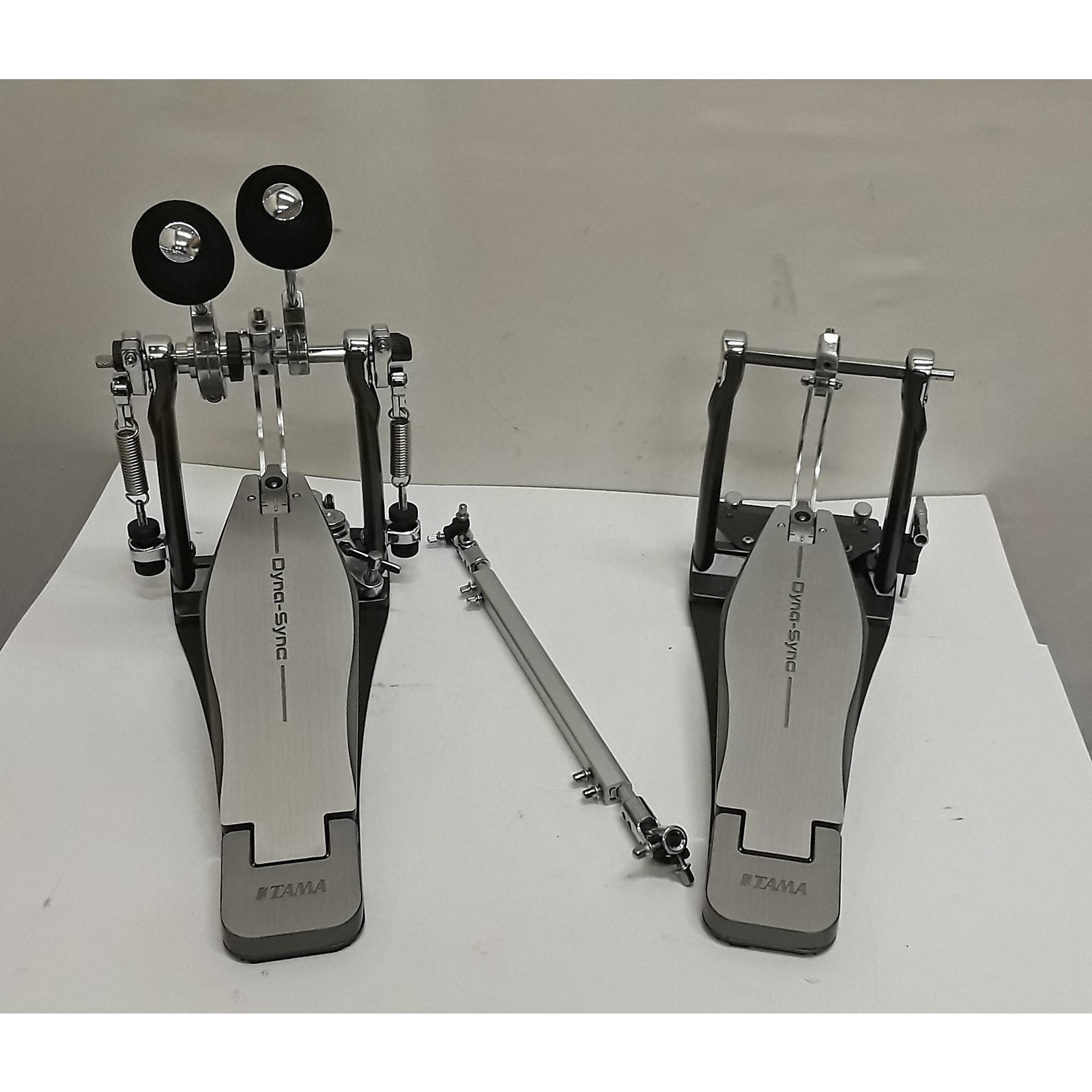 Used TAMA DYNA SYNC Double Bass Drum Pedal Musician's Friend