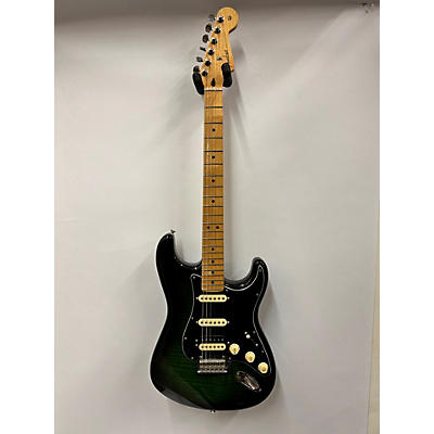 Fender Deluxe Players Stratocaster Solid Body Electric Guitar