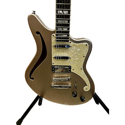 D'Angelico Deluxe Series Bedford SH Electric Guitar With USA Seymour Duncan Pickups And Stopbar Tailpiece Desert Gold Hollow Body Electric Guitar