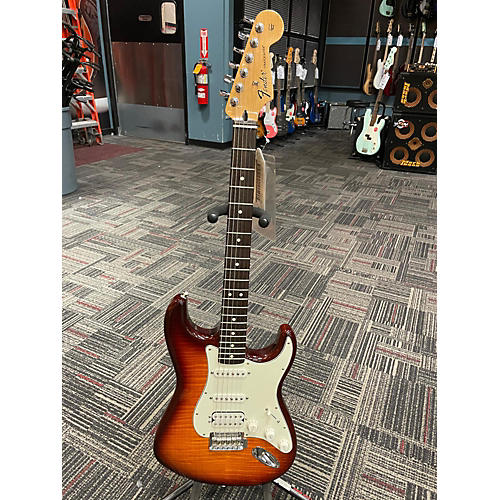 Fender Deluxe Stratocaster HSS Plus Top Tobacco Burst