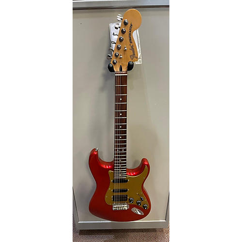 Fender Deluxe Stratocaster Solid Body Electric Guitar Candy Apple Red