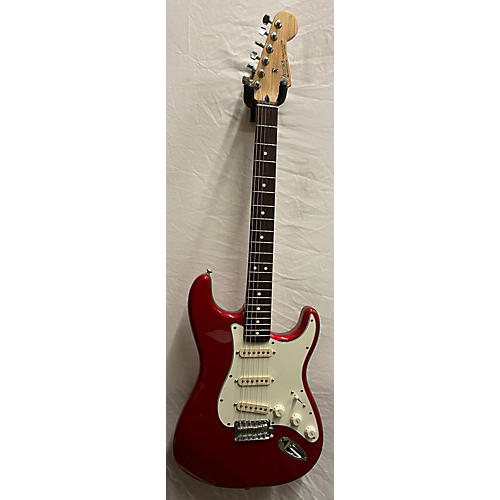 Fender Deluxe Stratocaster Solid Body Electric Guitar Candy Apple Red