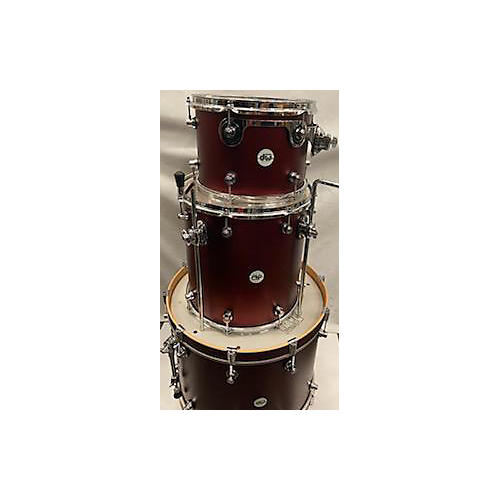 DW Design Series Drum Kit metallic crimson
