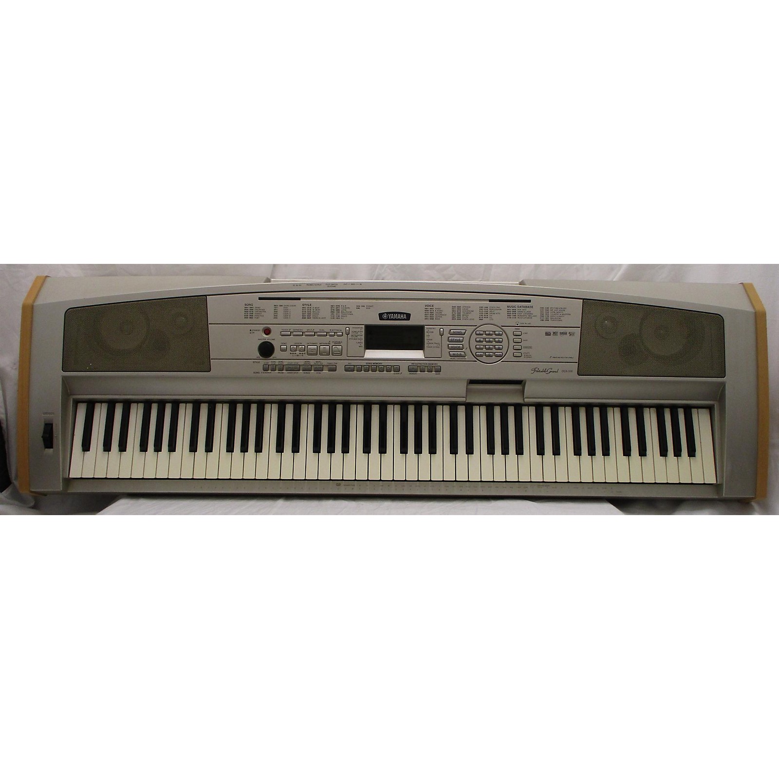 Used Yamaha Dgx500 Keyboard Workstation Musician's Friend