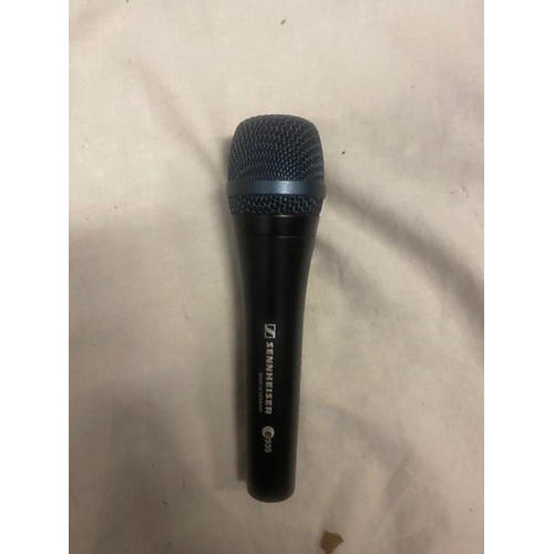 E935 Dynamic Microphone