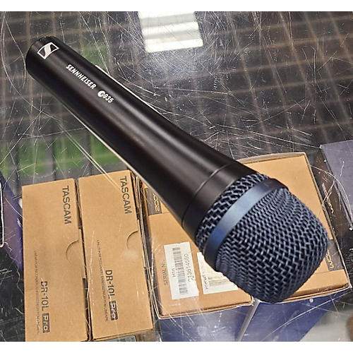 Sennheiser E935 Dynamic Microphone