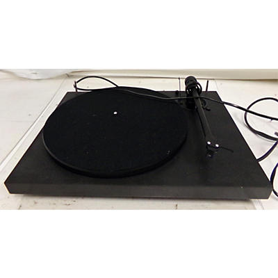 Pro-Ject ESSENTIAL 3 Turntable