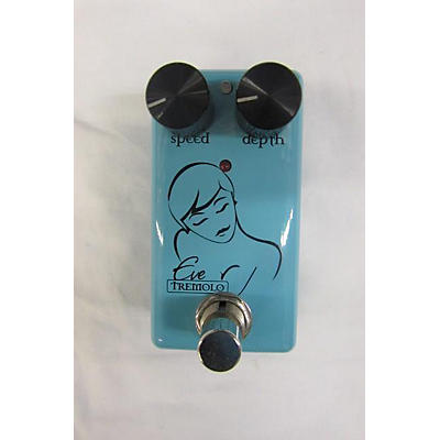 Red Witch EVE TREMELO Effect Pedal